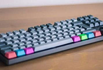 A Guide To Finding the Perfect Keycaps for Your Mechanical Keyboard